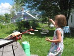 Mari and bubble