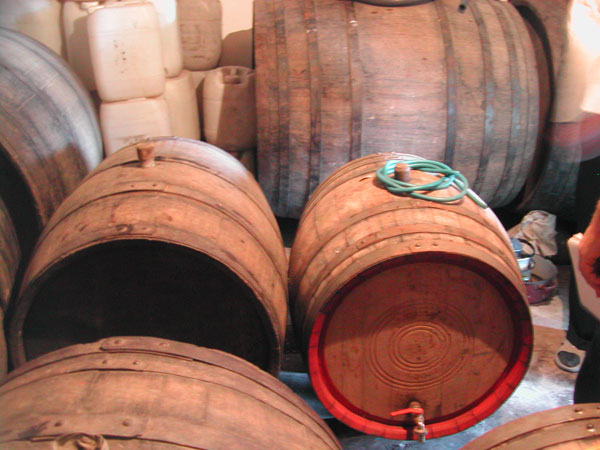 oak_wine_casks.jpg